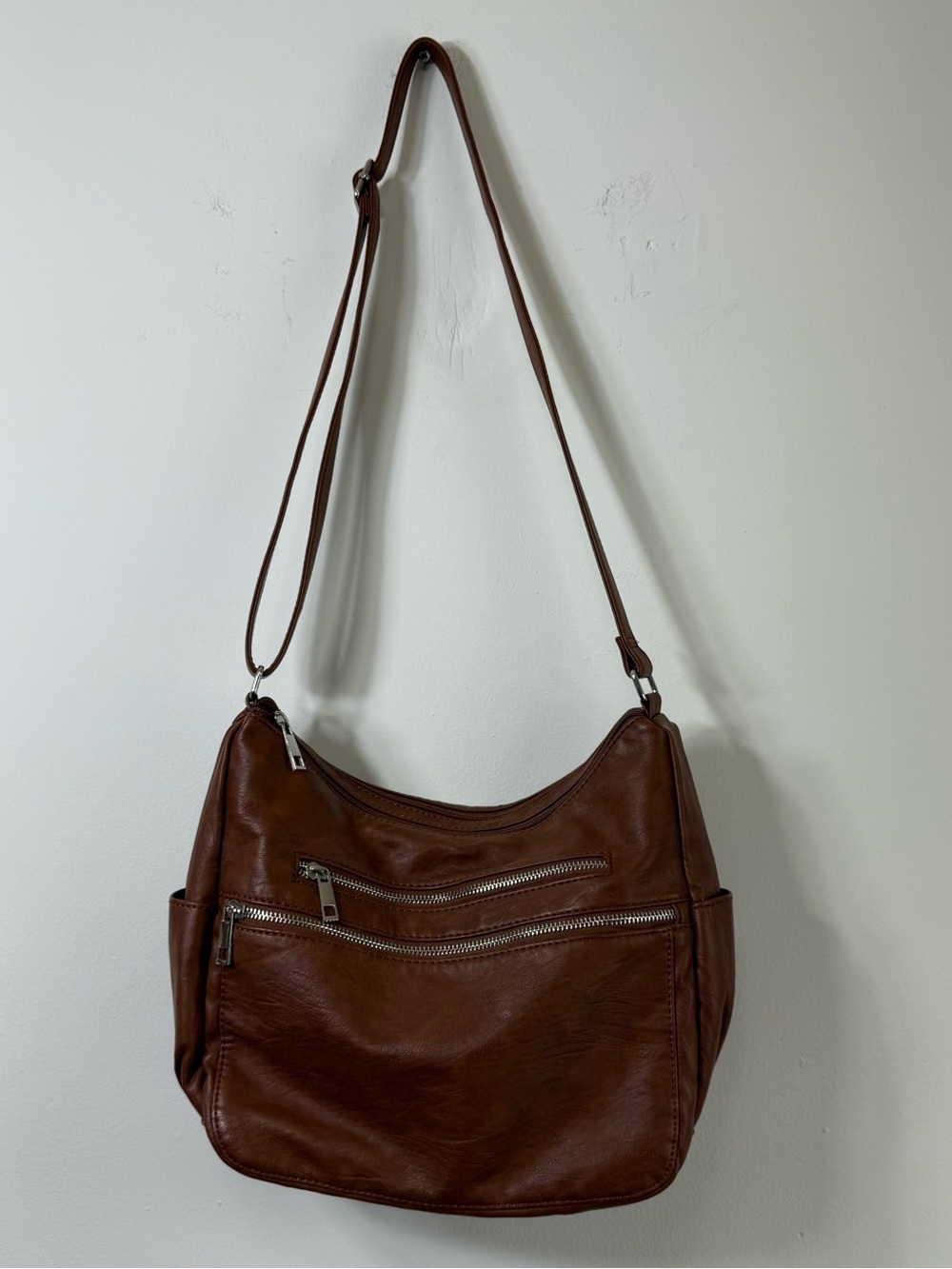 Sam & Hadley Brown Vegan Leather Multi-Pocket Slouchy Crossbody Shoulder Bag